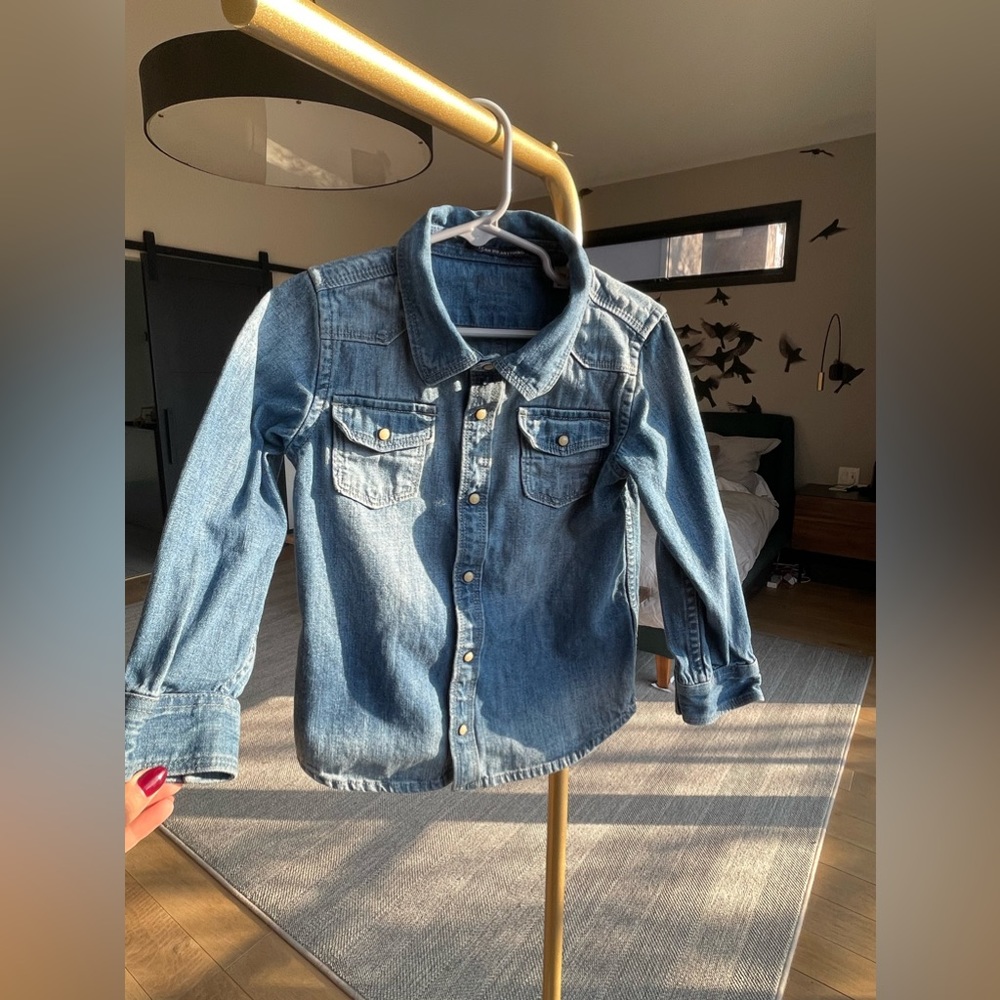Kids denim pearl snap denim jacket/shirt.